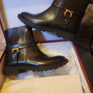 SALVATORE FERRAGAMO booties Boots BRAND NEW